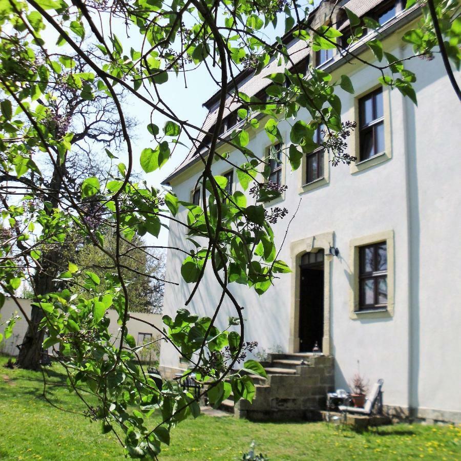 Herrenhaus Kunzwerda Bei Torgau - Aparthotel, Boardinghouse, Wohnen Auf Zeit Exterior foto